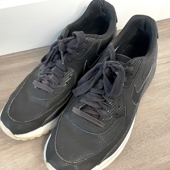 Nike Airmax - Picture 2 of 3